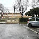 F007 - Fano, Monolocale Fronte Mare In Con Piscina Fano